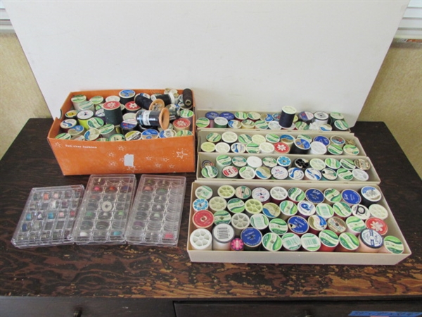 LARGE ASSORTMENT OF SEWING THREAD - SPOOLS & BOBBINS