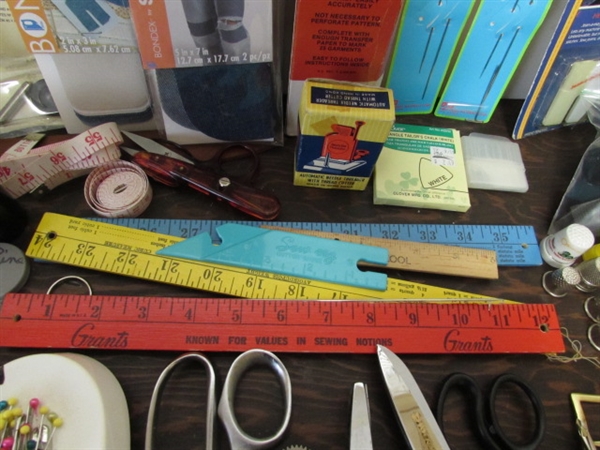 LARGE ASSORTMENT OF SEWING SUPPLIES & TOOLS