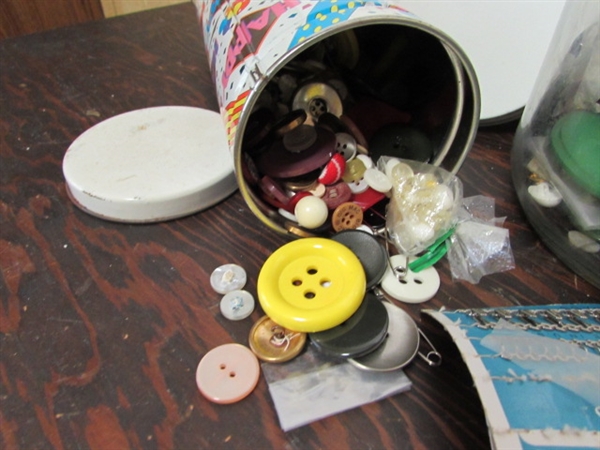 BUTTON COLLECTION