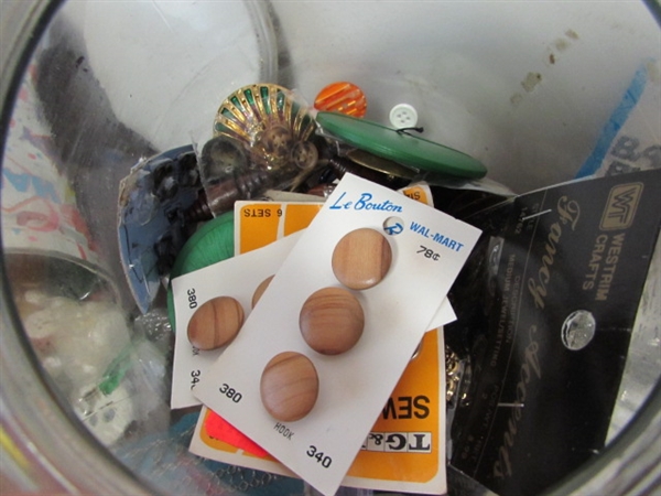BUTTON COLLECTION