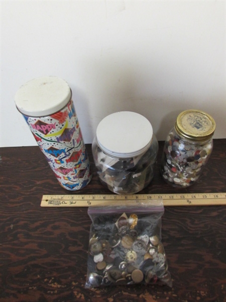 BUTTON COLLECTION