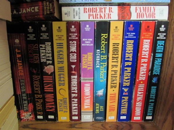 FICTION NOVEL COLLECTION - JOHN SANDFORD, ROBERT B. PARKER & J.A. JANCE
