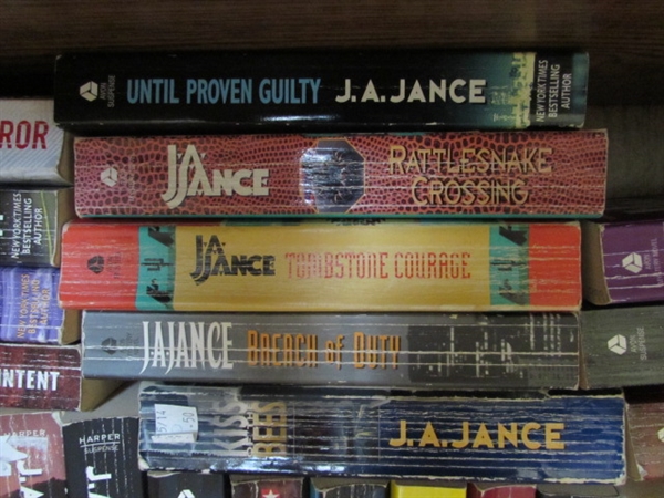 FICTION NOVEL COLLECTION - JOHN SANDFORD, ROBERT B. PARKER & J.A. JANCE