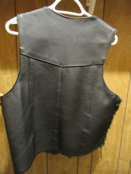 MEN'S LEATHER VEST - LIKE NEW CONDITION