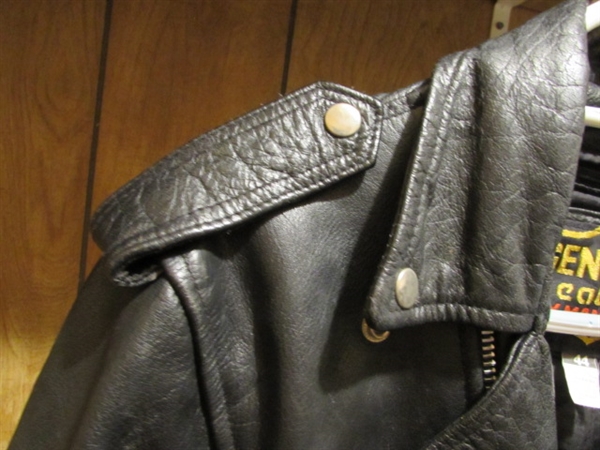MEN'S LEATHER BIKER JACKET W/REMOVABLE LINING - SIZE LARGE