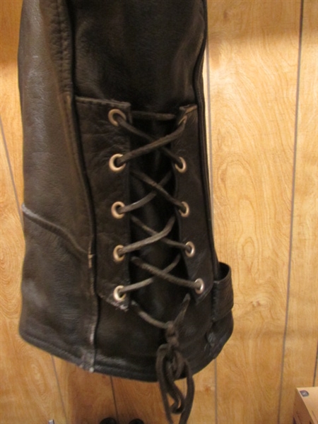 MEN'S LEATHER BIKER JACKET W/REMOVABLE LINING - SIZE LARGE