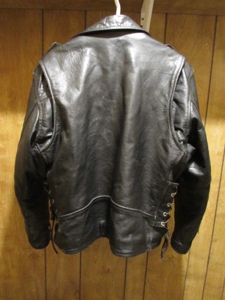 MEN'S LEATHER BIKER JACKET W/REMOVABLE LINING - SIZE LARGE