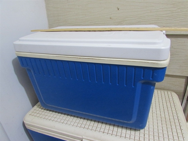 BLUE ICE CHESTS AND PLAYMATE COOLER