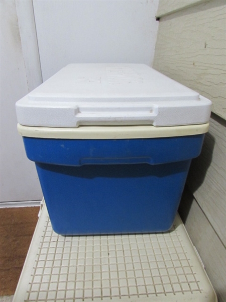 BLUE ICE CHESTS AND PLAYMATE COOLER