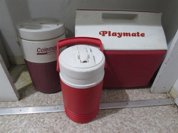 RED PLAYMATE COOLER & INSULATED DRINK THERMOS