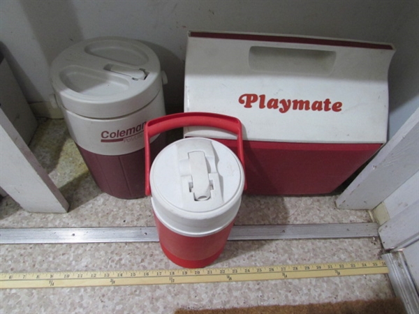 RED PLAYMATE COOLER & INSULATED DRINK THERMOS