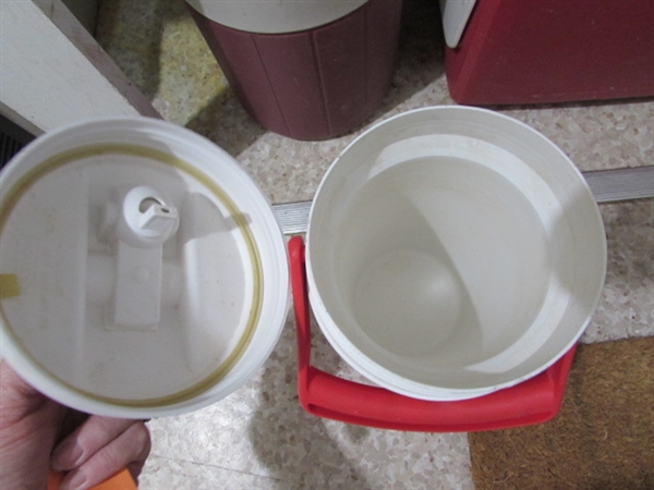 RED PLAYMATE COOLER & INSULATED DRINK THERMOS