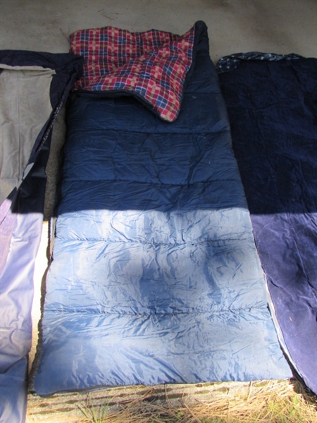 2 AIR MATTRESSES & SLEEPING BAG