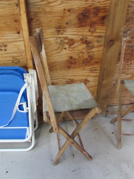 3 FOLDING BEACH CHAIRS & 2 VINTAGE FOLDING CHAIRS