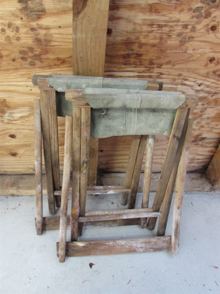 3 FOLDING BEACH CHAIRS & 2 VINTAGE FOLDING CHAIRS