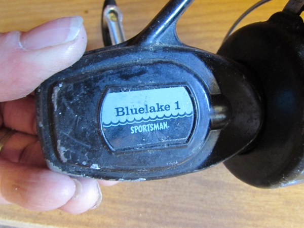 4 FISHING REELS