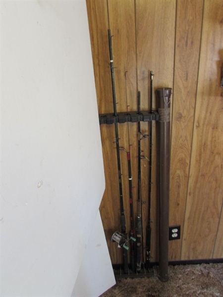 FISHING POLES & TUBE CASE