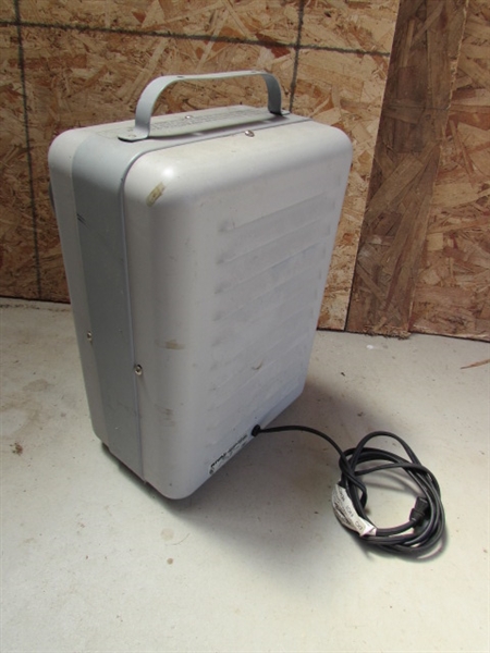 EUREKA VACUUM CLEANER & SPACE HEATER