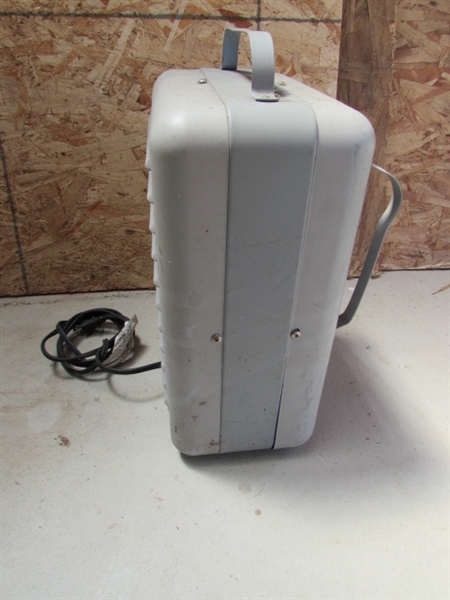 EUREKA VACUUM CLEANER & SPACE HEATER