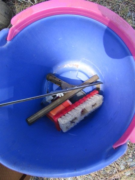 TRASH CANS, PLUNGERS & MORE