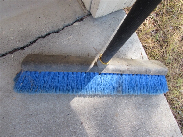 WOODEN STEP STOOL & PUSH BROOM