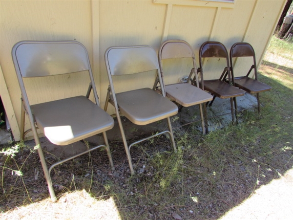 5 METAL FOLDING CHAIRS