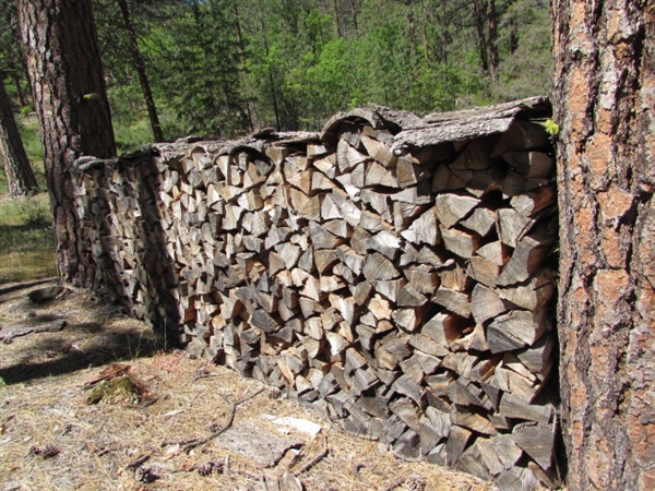 SPLIT SEASONED FIREWOOD