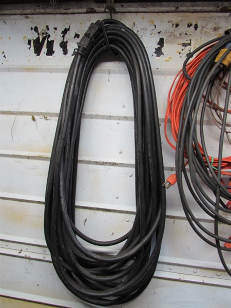 EXTENSION CORDS & TASK LIGHTS