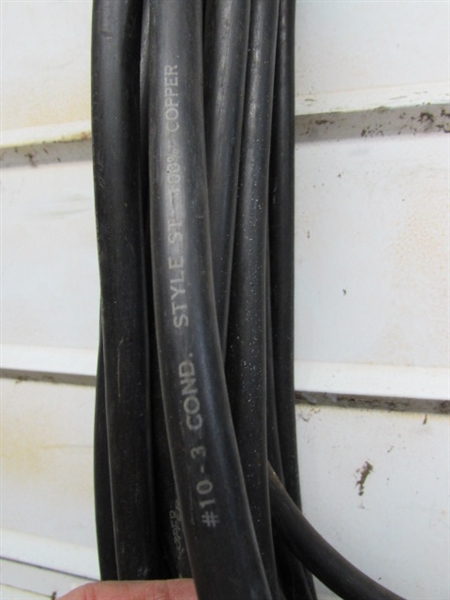 EXTENSION CORDS & TASK LIGHTS
