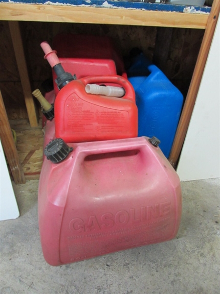 FUEL CANS - 1 HAS FUEL