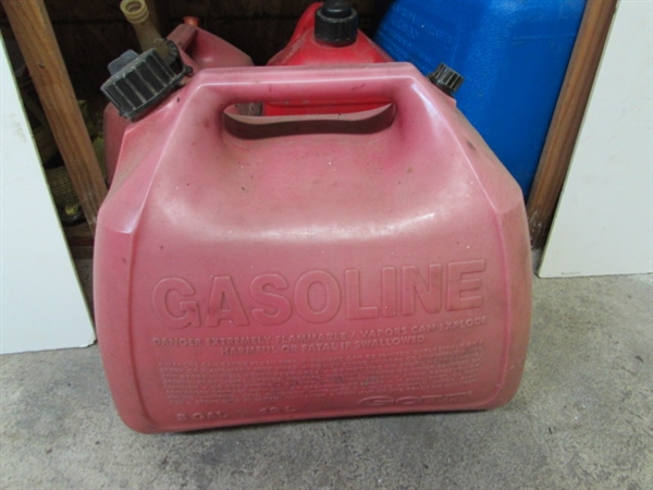FUEL CANS - 1 HAS FUEL