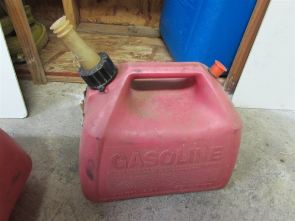 FUEL CANS - 1 HAS FUEL