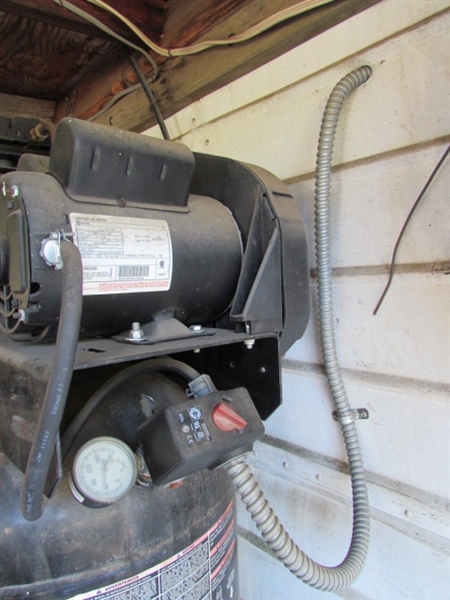60 GALLON US GENERAL AIR COMPRESSOR W/HOSE & REEL