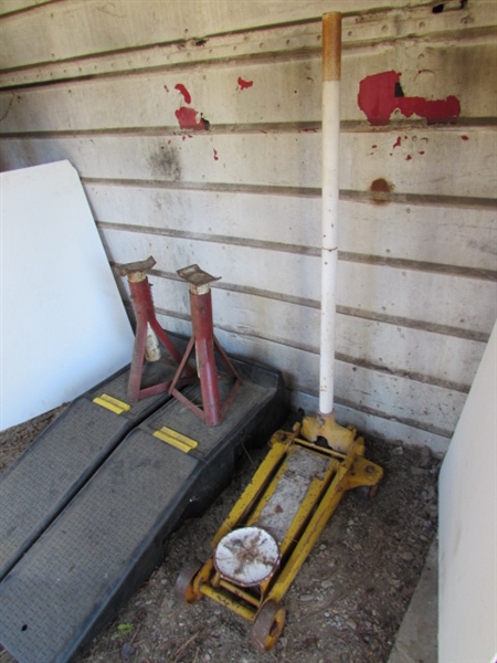 PLASTIC CAR RAMPS, FLOOR JACK & JACK STANDS
