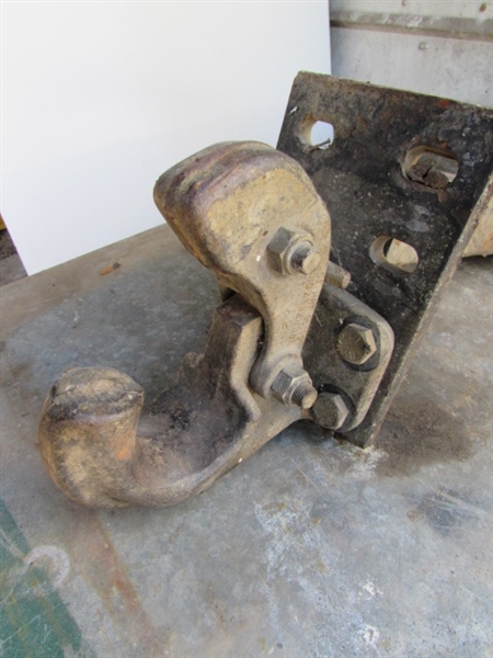 PINTLE HITCH