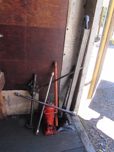 BOTTLE JACK, BUMPER JACK, STAR WRENCH & MORE