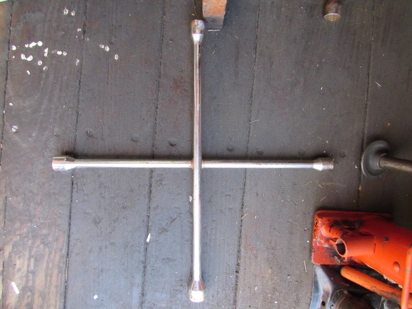 BOTTLE JACK, BUMPER JACK, STAR WRENCH & MORE
