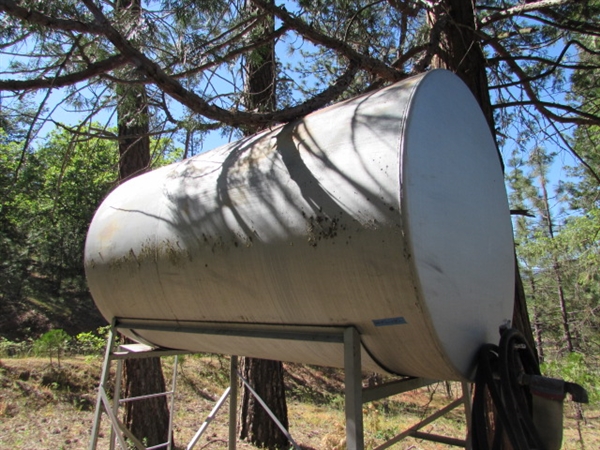 LARGE FUEL TANK W/STAND & PUMPS/HOSES