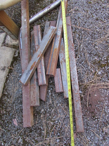 METAL STOCK - ROUND & SQUARE