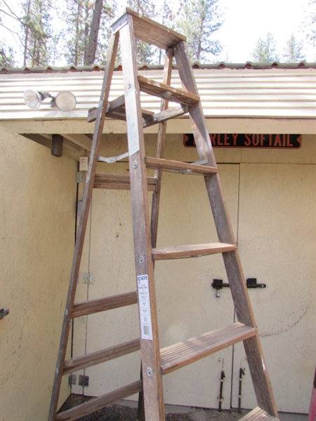 8' WOOD & FIBERGLASS A-FRAME LADDERS