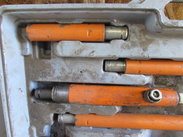 4-TON PORTA-POWER - PORTABLE PULLER
