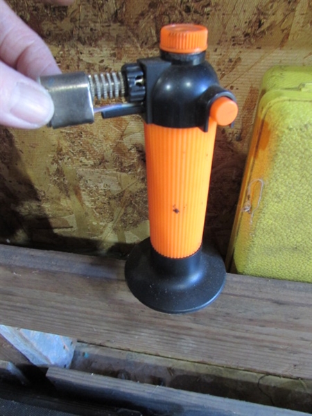 MR. HEATER, TORCH HEADS, CYLINDER GAS & MORE