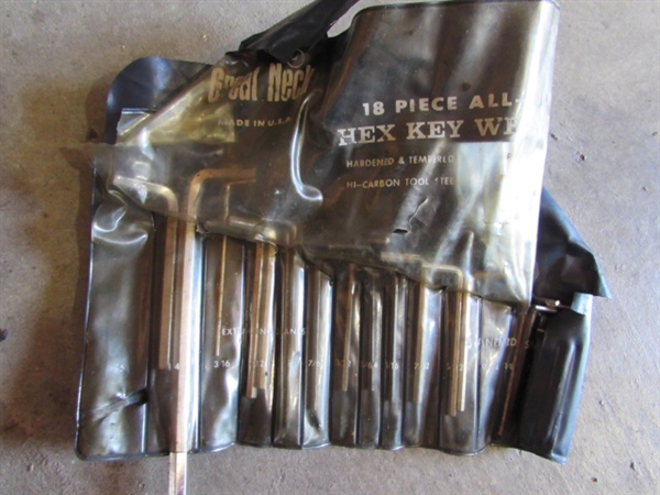 ALLEN WRENCHES & SPECIALTY TOOLS