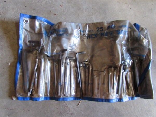 ALLEN WRENCHES & SPECIALTY TOOLS