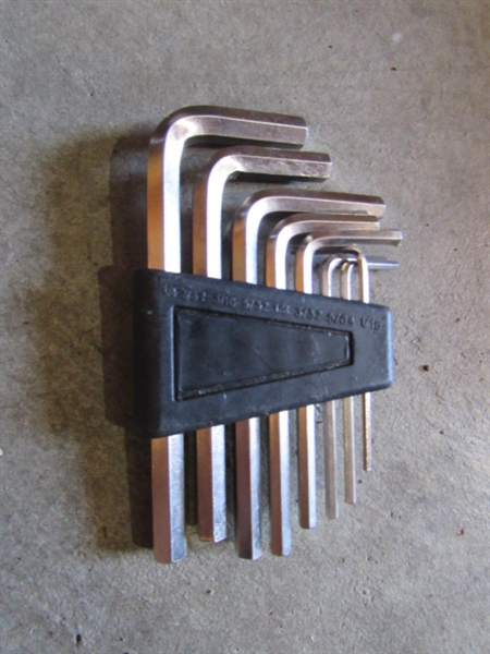 ALLEN WRENCHES & SPECIALTY TOOLS