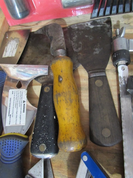 SCRAPERS & SAWS