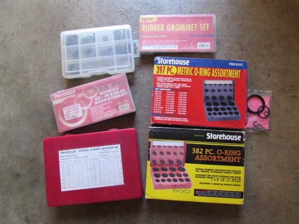 O-RINGS & GROMMETS