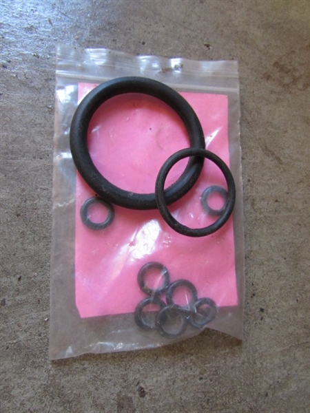 O-RINGS & GROMMETS
