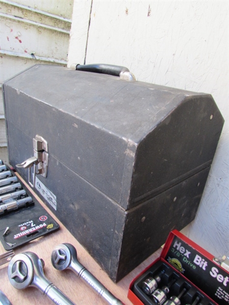 METAL TOOL BOX W/RATCHETS & SOCKET SETS