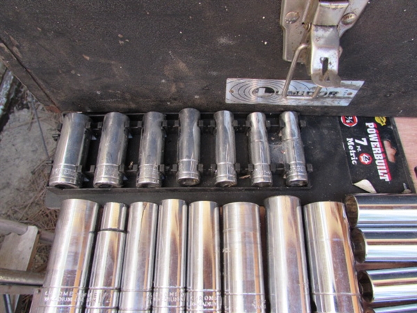 METAL TOOL BOX W/RATCHETS & SOCKET SETS